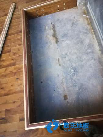 單龍骨運動體育地板保養(yǎng)