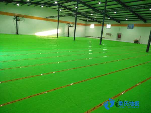 雙層龍骨運(yùn)動(dòng)場(chǎng)木地板維護(hù)保養(yǎng)